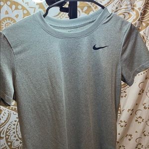 Nike top